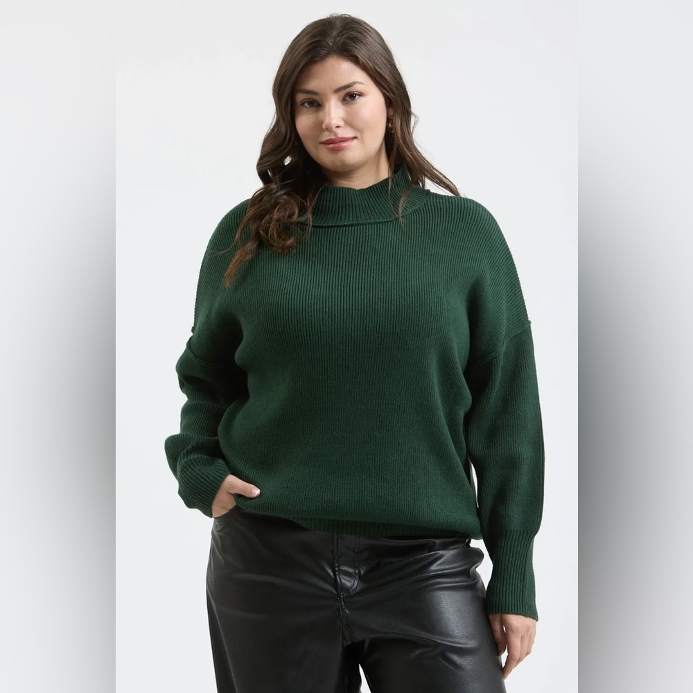 A12- Hunter Green Mock Neck Sweater